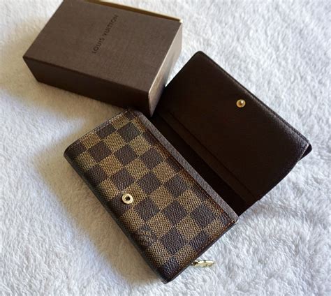 laniere louis vuitton|Louis Vuitton damier wallet.